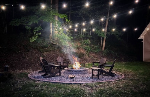 South Bloomingville House | Mill Haus~Pet Friendly~Hot Tub
