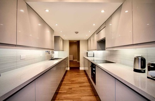 Newmarket House | Mill House Townhouse