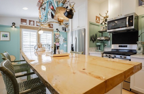 Virgin House | Mill Street Station bungalow 10 minutes to Zion