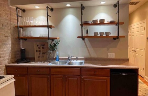 Utica Apartment | Mill Street Suite