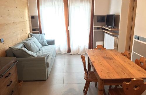 Temu House | Milla Appartamento 4-6 letti - Pontagna -1km Ponte di Legno T04416