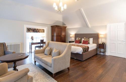 Ballynahinch Hotel | Millbrook Lodge