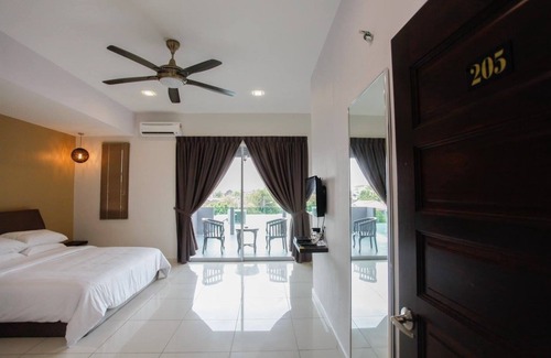 Taman Nyior Setali House | Millenium Maison Home