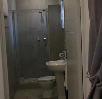 Hartbeespoort Apartment | Millennium Body Guards Guesthouse
