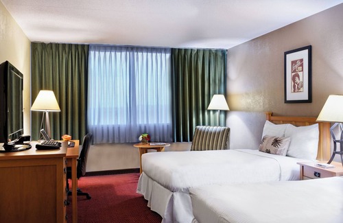 North Nashville Hotel | Millennium Maxwell House Nashville