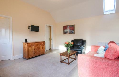 Stoney Stretton House | Millstone Cottages - Middle Cottage