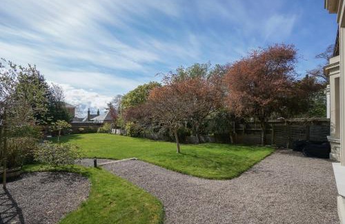 Broughty Ferry Apartment | Milton Bank Mansion Garden Apartment
