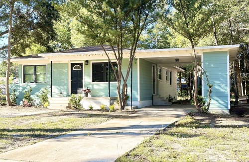 Milton House | Milton's Remodeled Cozy Retreat- 30min to Beaches and 4 min to Blackwater River