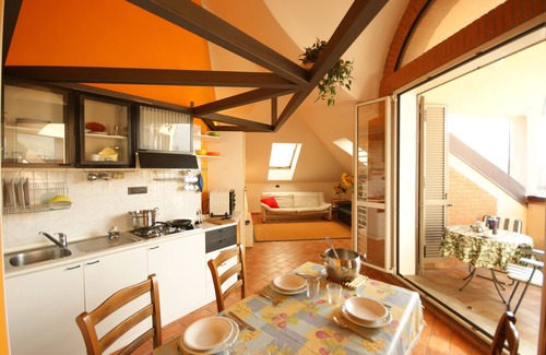 Intra Apartment | Mimosa Symphony