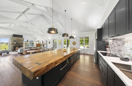 Woodville House | Mindaribba Estate - Grand Riverfront Pastoral House