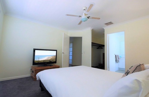 Mindarie House | MINDARIE VILLA GREAT FAMILY HOLIDAY HOME