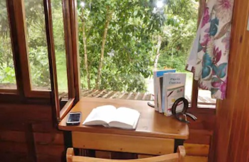 Mindo House | Mindo Eco Chalet with Natural Pool and Waterfalls