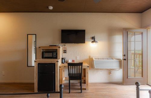 Tombstone Ski Chalet | Miners Cabin #4 - King Bed - Private Balcony with Views