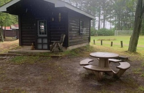 Allen Cabin | Mini Cabin 5 Near Ocean City & Assateague On catch and release fishing lake