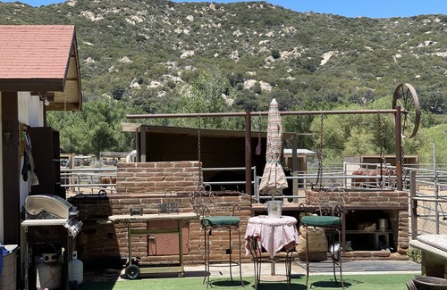 Pine Valley Apartment | Mini Dude Ranch. nWorking Horse ranch, studio, Pet friendly, Mountain Views