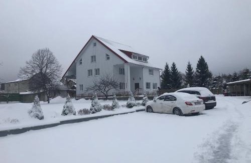 Skhidnytsya Hotel | Mini Hotel Furmi