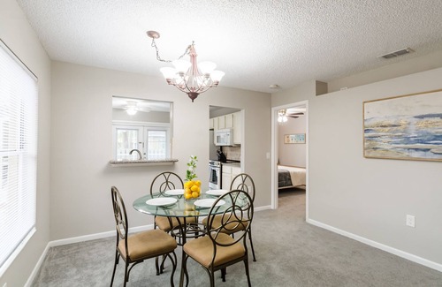 Park East House | Mini-Put-Put Green 3 Bedroom Home with a Pool by Downtown and Beaches