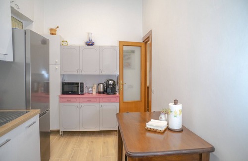 Quartiere XXVII Primavalle Apartment | Minimal and Functional: Stay Near the Vatican
