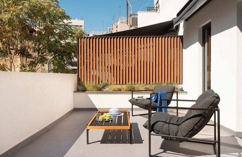 Makrigianni Apartment | Minimalist and Comfortable 1BR Suite in Athens