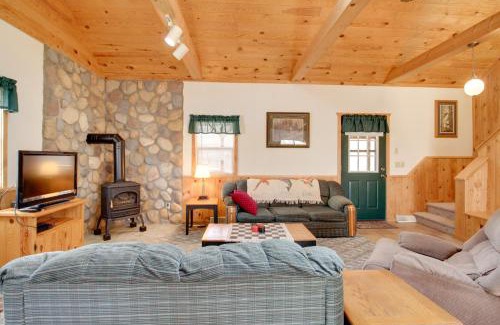 Breezy Point House | Minnesota Cabin Rental 3 Mi to Pelican Lake!