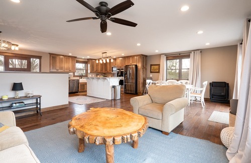 Somerset House | MINNeSTAY* Somerset Estate |