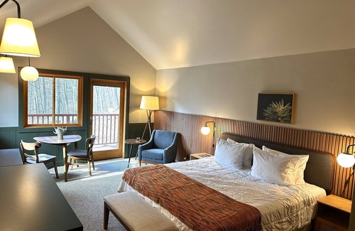 Gardiner Hotel | Minnewaska Lodge