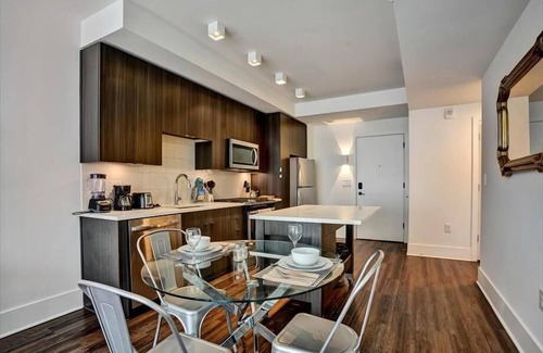 Garden Hills Apartment | Mins from Airport | Central 1BR in Buckhead | Downtown