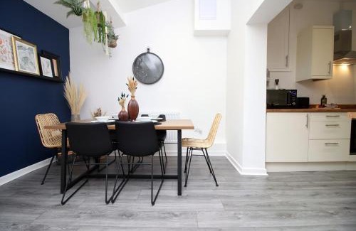 Penylan Apartment | Minster House by Tŷ SA