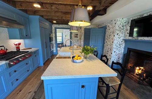 Simsbury Center House | Mint restored historic Simsbury 4BR estate; optional 1BR apt; all new amenities