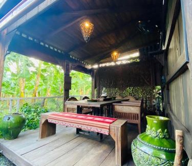 Khong House | Mintys Folly 2