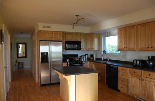 Greenwich House | Minutes from beautiful beaches - Luxury and Comfort with a Fabulous View