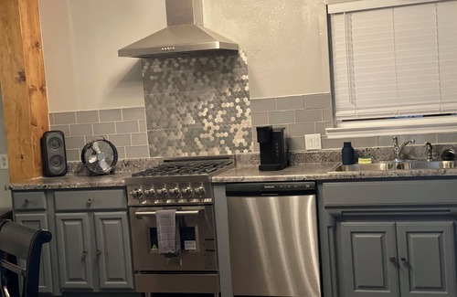 Fort Worth House | Minutes from Dickies Arena, Downtown Stock Yards & Sundance Square