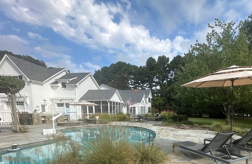 Easton House | Minutes from Downtown St. Michaels | Pool | Outdoor Kitchen | Private Dock | Hot