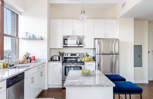 Historic Downtown Condo | Minutes from NYC 1BD/1BA Panoramic Views of NYC