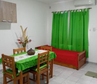 Villa Maria Apartment | Miró departamento con cochera