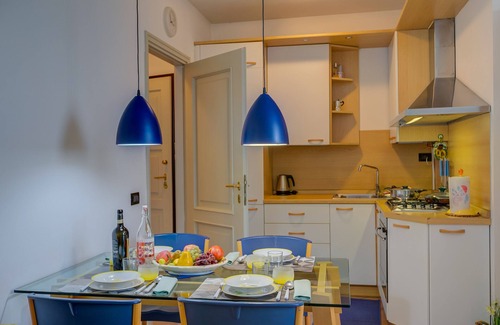 Salo Apartment | Mirabella Lake View & private parking, Salò, Italy