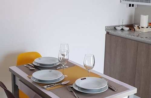 Herce Apartment | MIRADORES DEL ISASA - VIURA-NEOSENS STUDIO APARTMENT