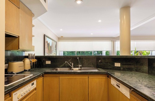 Port Douglas Villa | Mirage Resort Villa 136 with access to Sheraton Facilities