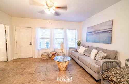 Highland Lake Estates House | MiraLago Island Retreat