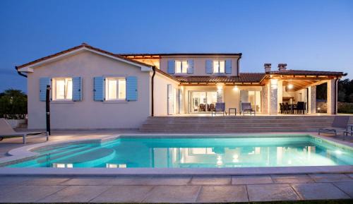 Kavran Villa | Mirana Luxury Villas