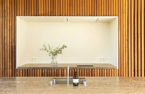Saint-Orens-Pouy-Petit Villa | Mirandole - Eight Bedroom Villa, Sleeps 18