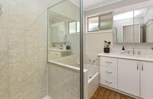 Apollo Bay House | Miren Cottage Holiday Home Free Wi-Fi