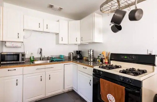 Yuba City House | Misha’s HunnCottage