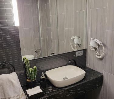 Podmaine Bed & Breakfast | Misisuone Apartments Budva