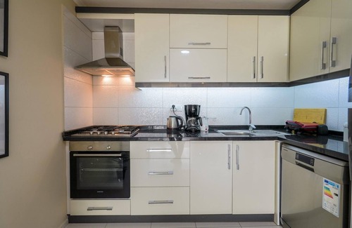 Kaleici Apartment | Missafir Chic Flat near Hadrian's Gate