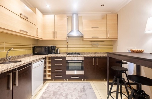 Osmanbey Apartment | Missafir Exclusive Flat with Balcony in Nisantasi