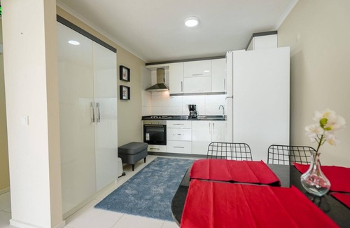 Kaleici Apartment | Missafir Stylish Flat Near Hadrian's Gate
