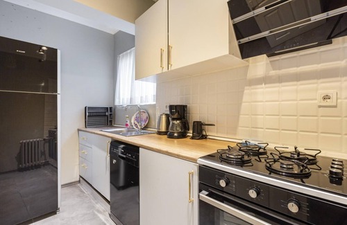 Sisli Apartment | Missafir Stylish Flat near Shopping Malls in Sisli