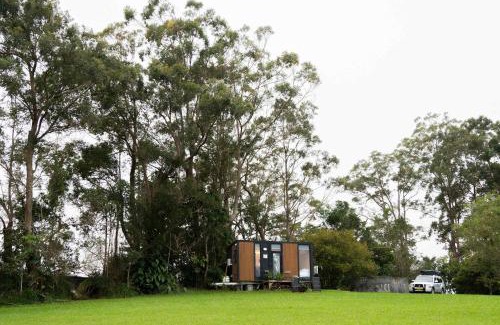 Peeramon House | Misty Mountain Retreat by Tiny Away