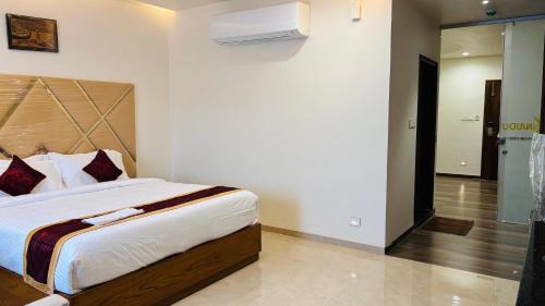 Warangal Hotel | MK Naidu Hotel &Conventions Center